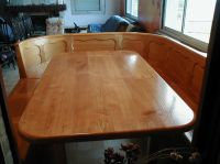 Table et banc en chataignier